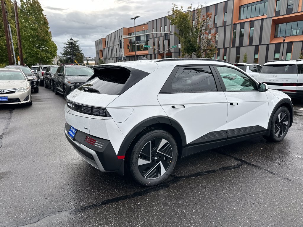 New 2027 Hyundai Ioniq 5 SEL AWD/4WD image 6