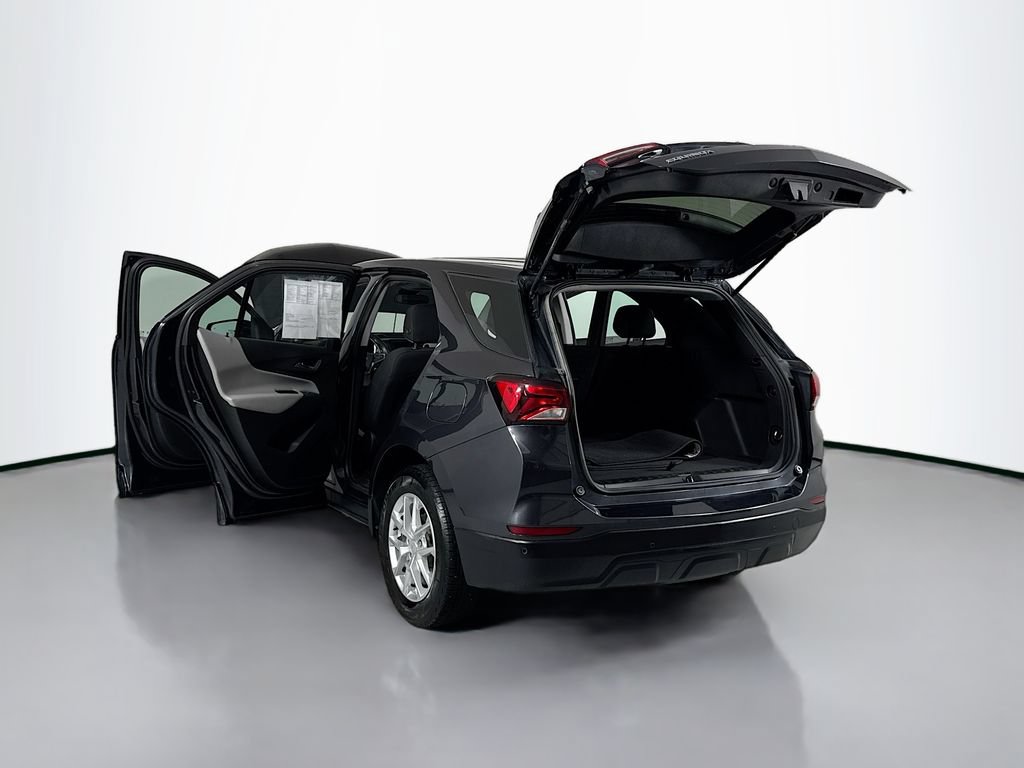 Used 2022 Chevrolet Equinox LS AWD/4WD image 23