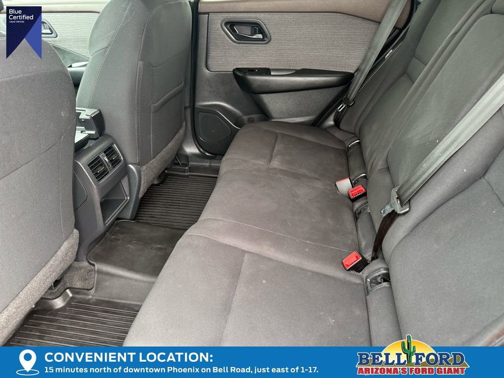 Used 2023 Nissan Rogue S image 15