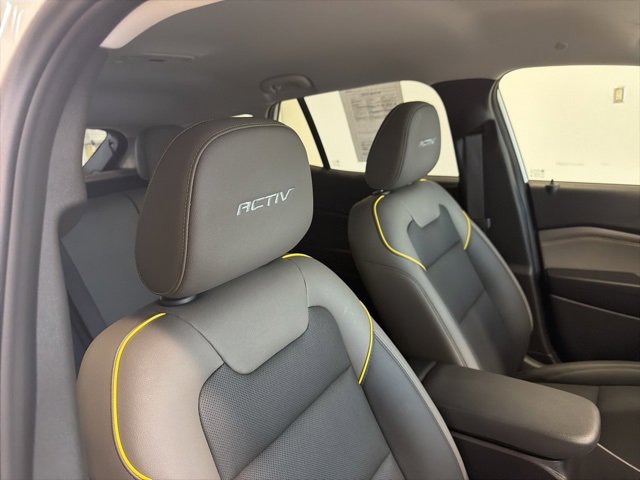 Used 2025 Chevrolet Trax ACTIV w/ Driver Confidence Package image 37