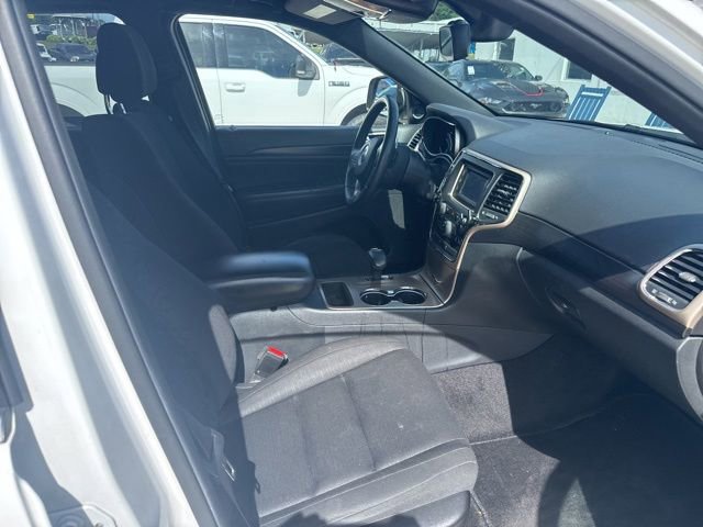 Used 2014 Jeep Grand Cherokee Laredo w/ Quick Order Package 23E RWD image 14