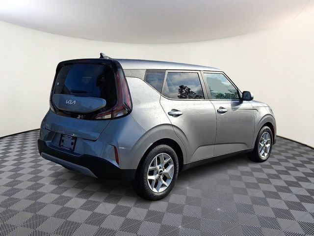 Certified 2023 Kia Soul S FWD image 8