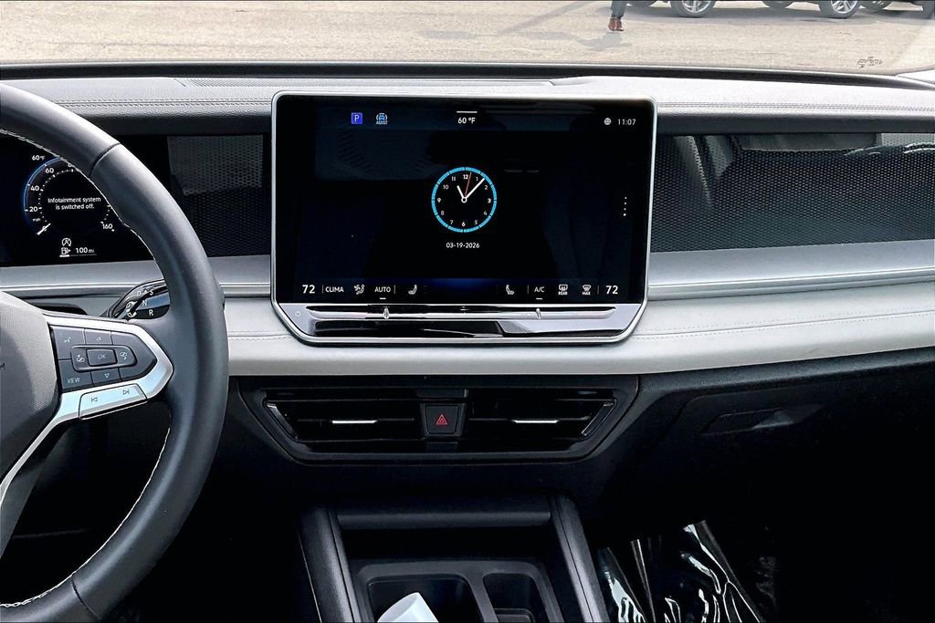 Certified 2025 Volkswagen Tiguan SE image 20