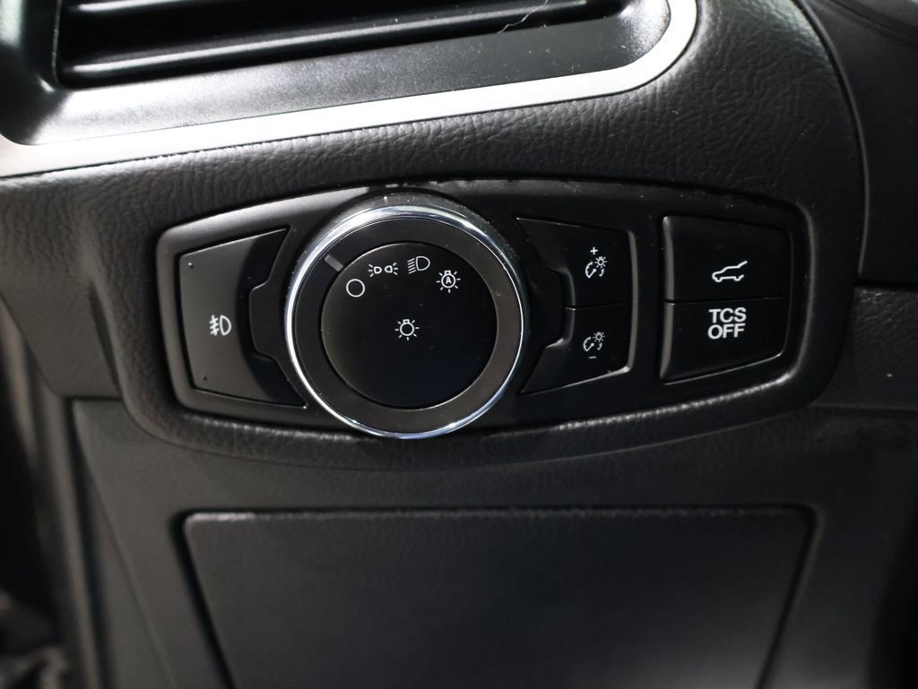 Used 2024 Ford Edge ST-Line image 29