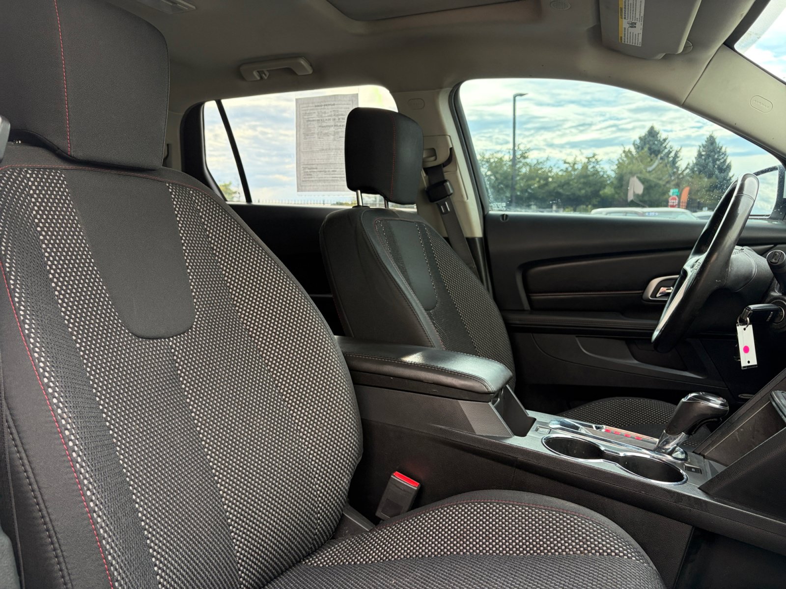 Used 2017 GMC Terrain SLE w/ Driver Alert Package I AWD/4WD image 29