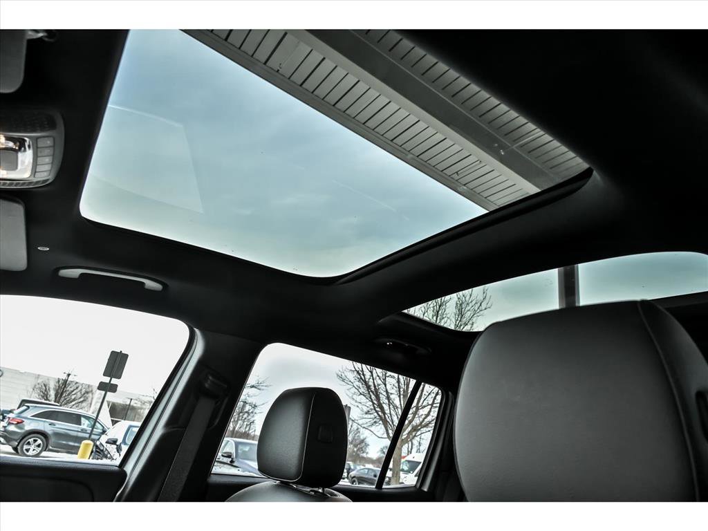 Certified 2025 Mercedes-Benz EQB 300 EQB 300 4MATIC image 12