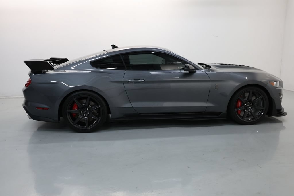 Used 2022 Ford Mustang Shelby GT500 w/ Carbon Fiber Track Pack RWD image 69