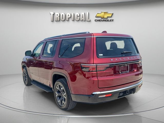 Used 2023 Jeep Wagoneer Series III w/ Preferred Equipment Group RWD image 2