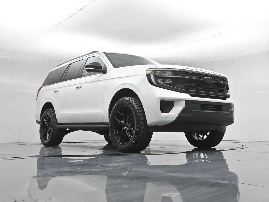 New 2026 Ford Expedition Active image 34