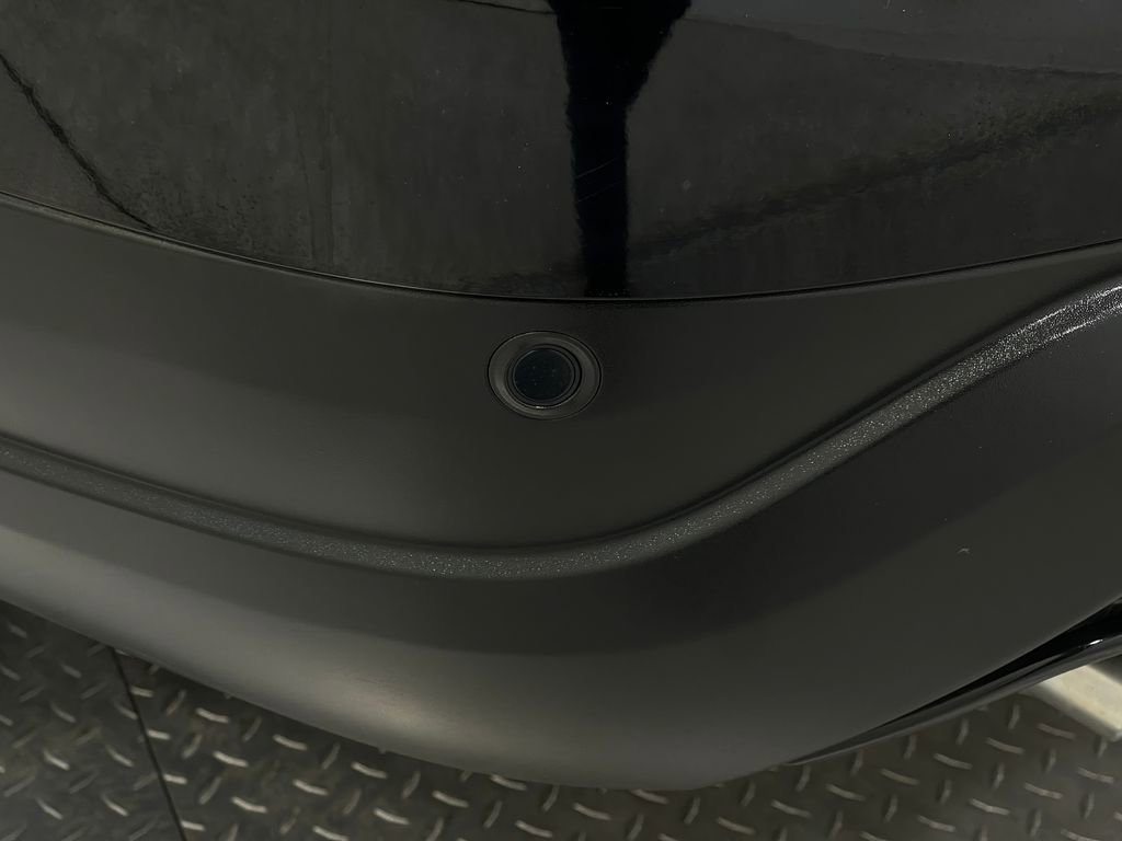 Used 2019 Ford Explorer XLT w/ Equipment Group 202A image 13