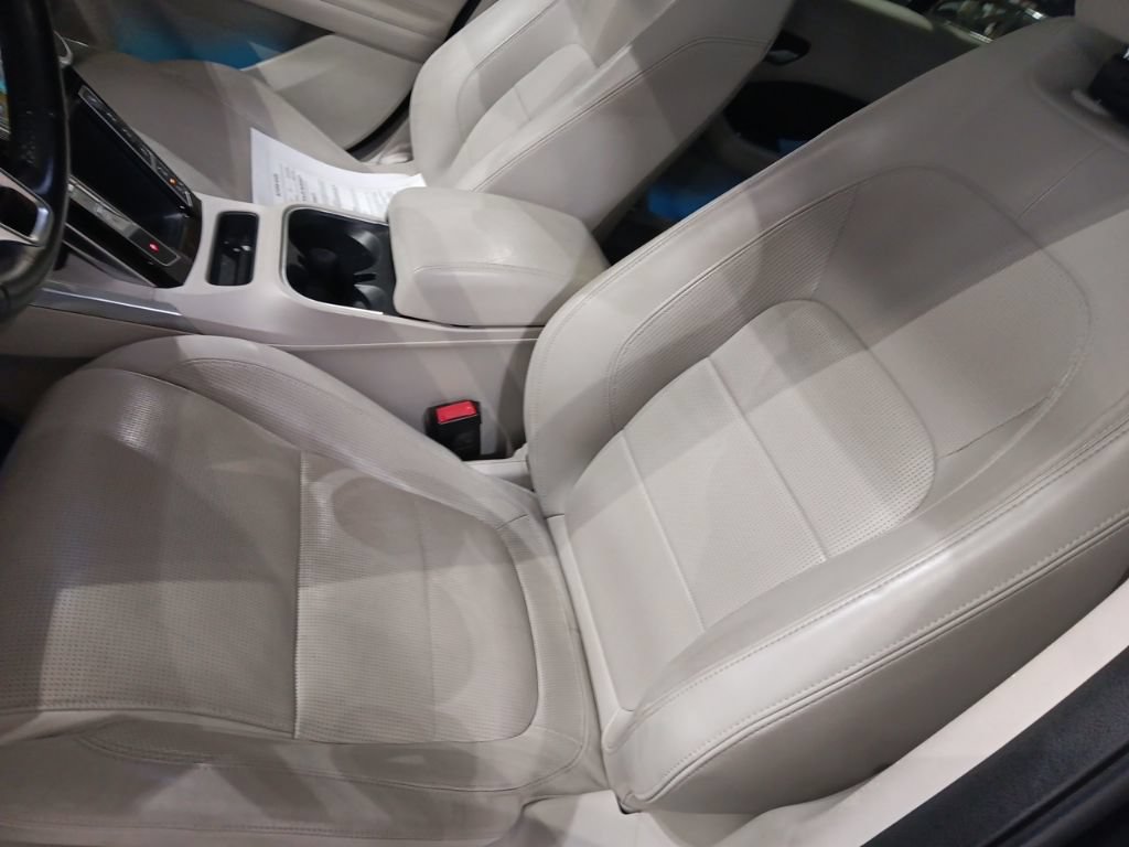 Used 2020 Jaguar I-PACE SE AWD/4WD image 5