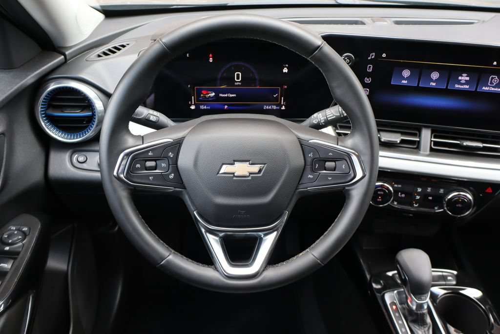 Used 2025 Chevrolet Trax LT w/ Driver Confidence Package FWD image 15