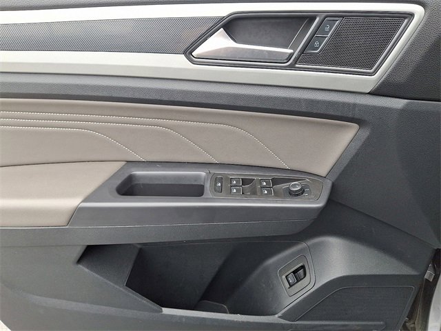 Used 2022 Volkswagen Atlas Cross Sport SEL image 15