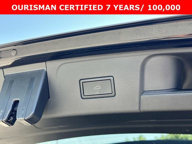 Used 2024 Volkswagen Atlas Peak Edition SEL AWD/4WD image 17