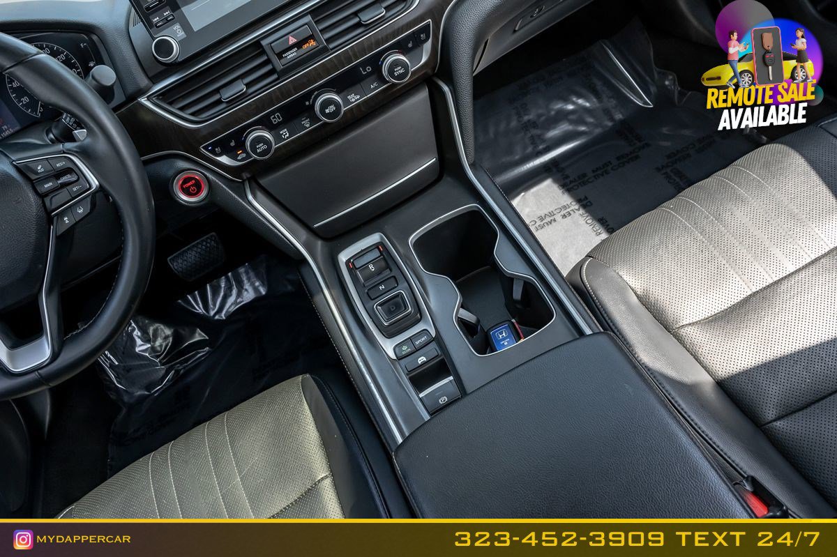 Used 2018 Honda Accord Touring image 22