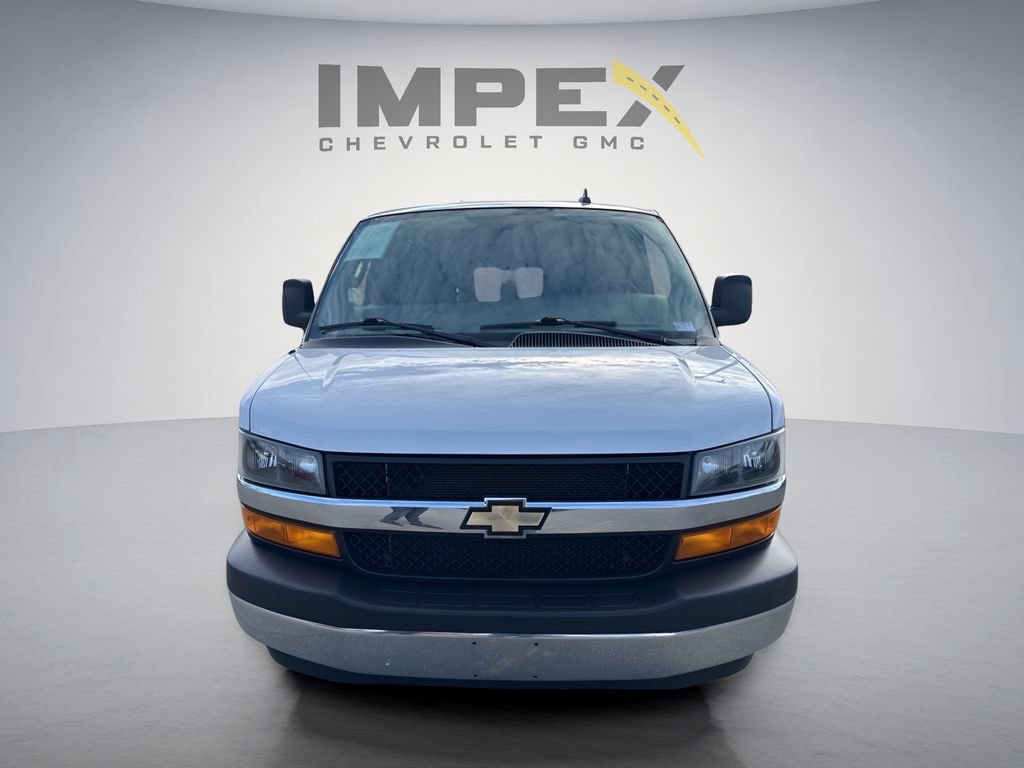 Used 2024 Chevrolet Express 2500 w/ Driver Convenience Package RWD image 8