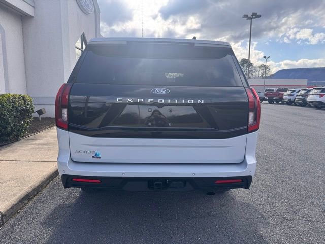 Used 2025 Ford Expedition Active image 5