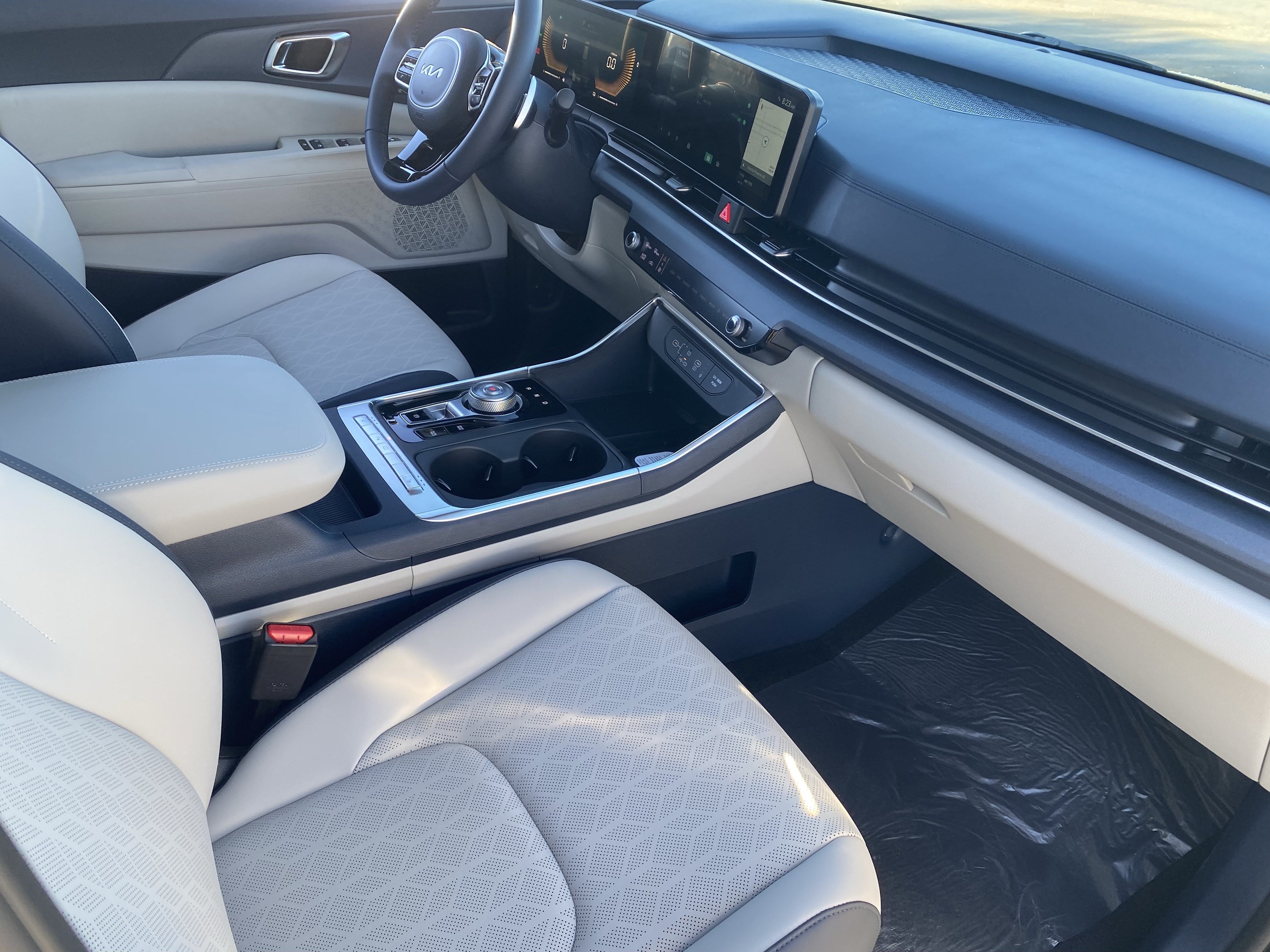 New 2026 Kia Carnival EX FWD image 10
