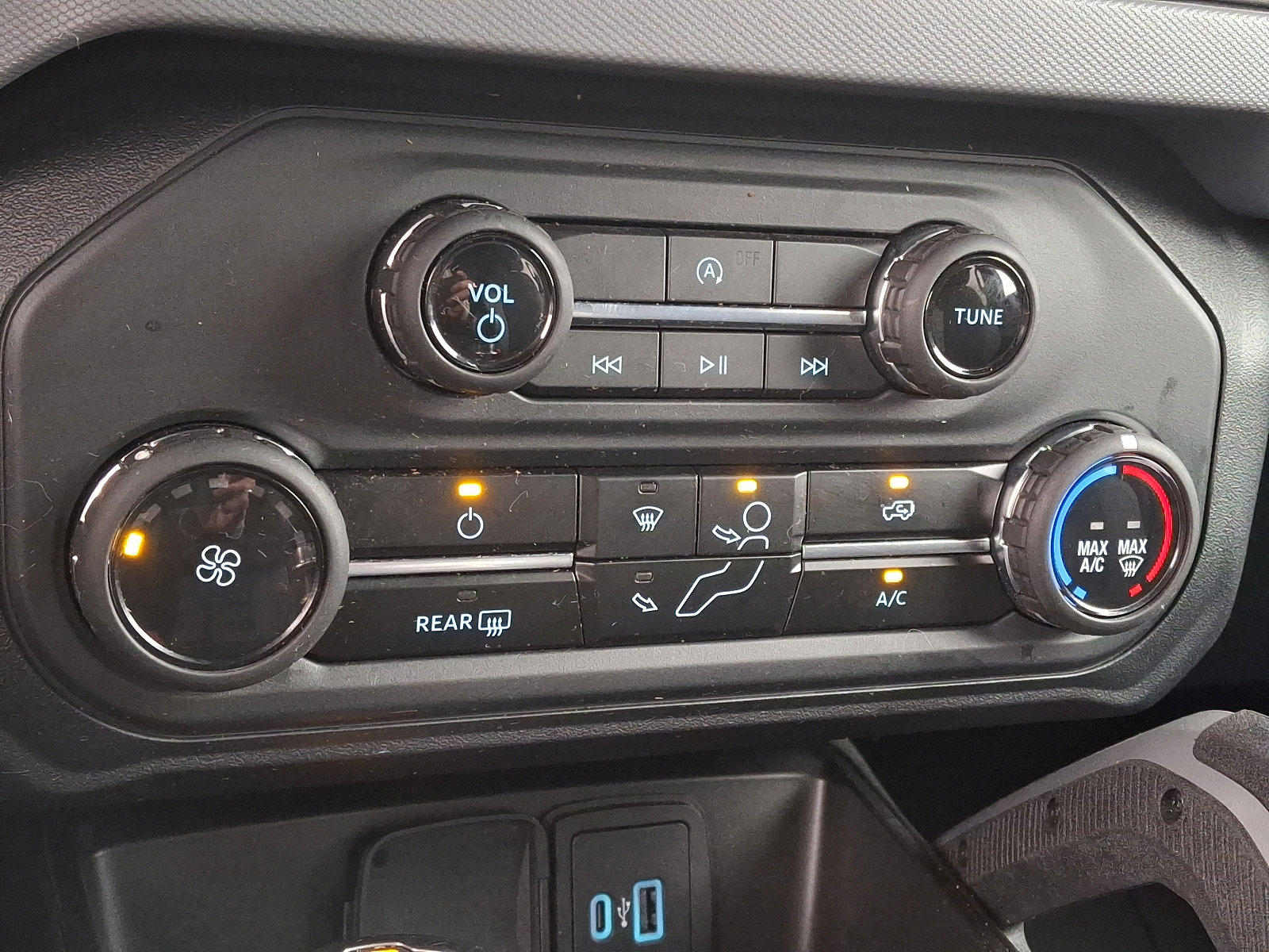 Used 2023 Ford Bronco Big Bend image 15