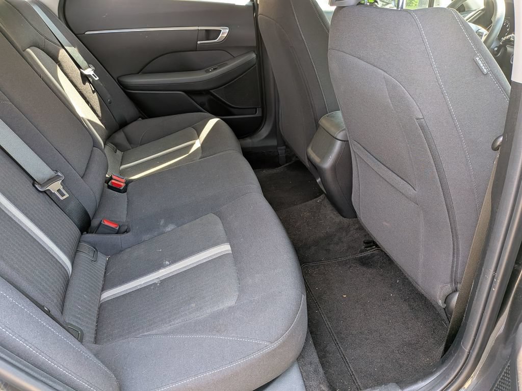 Used 2022 Hyundai Sonata SEL w/ Preferred Accessory Package FWD image 32
