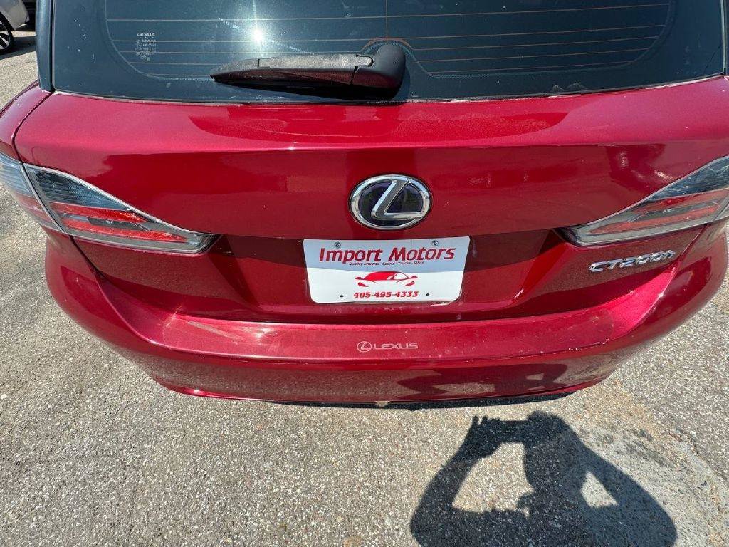 Used 2012 Lexus CT 200h Premium FWD image 16