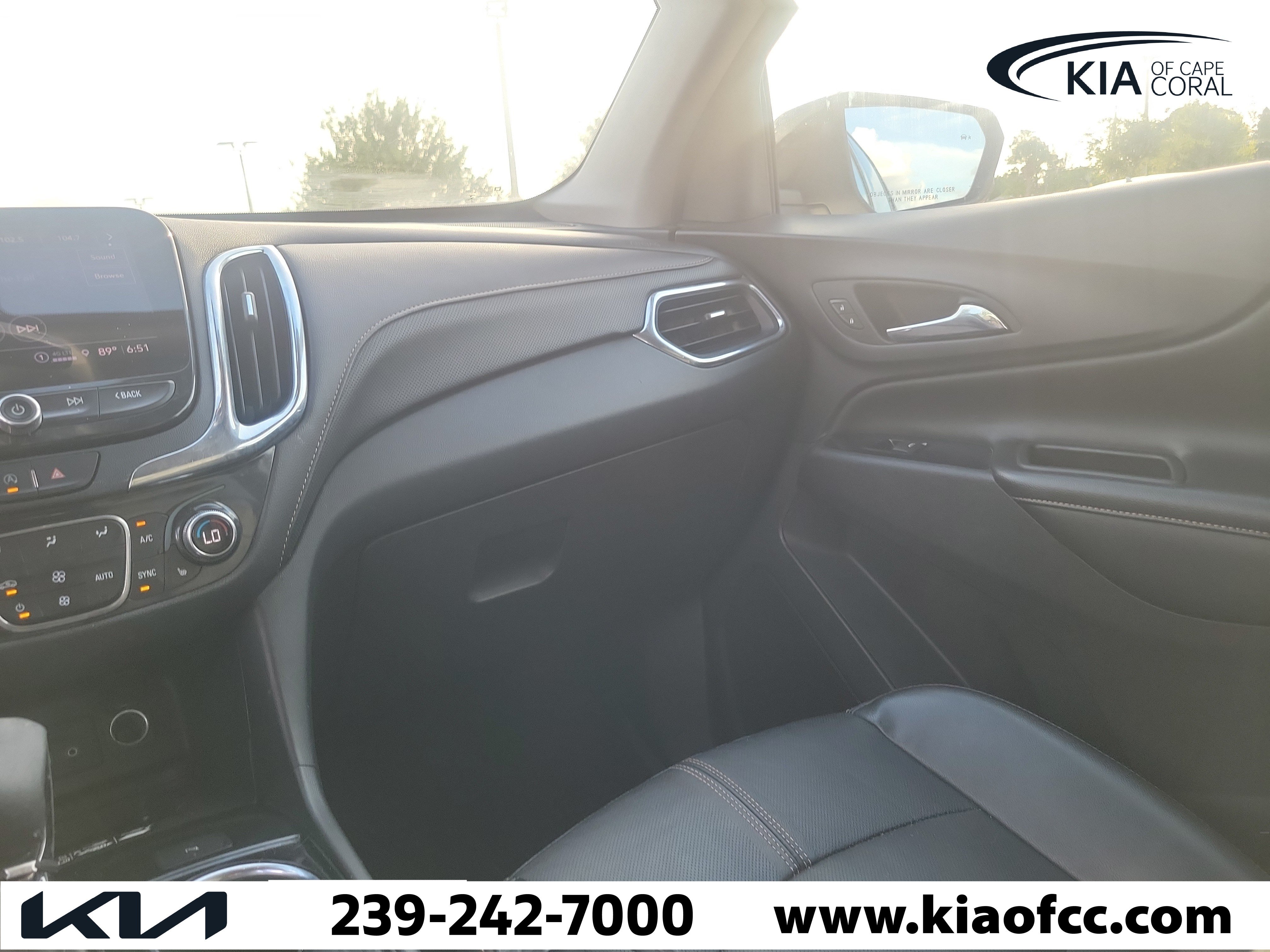 Used 2022 Chevrolet Equinox Premier w/ Redline Edition FWD image 16
