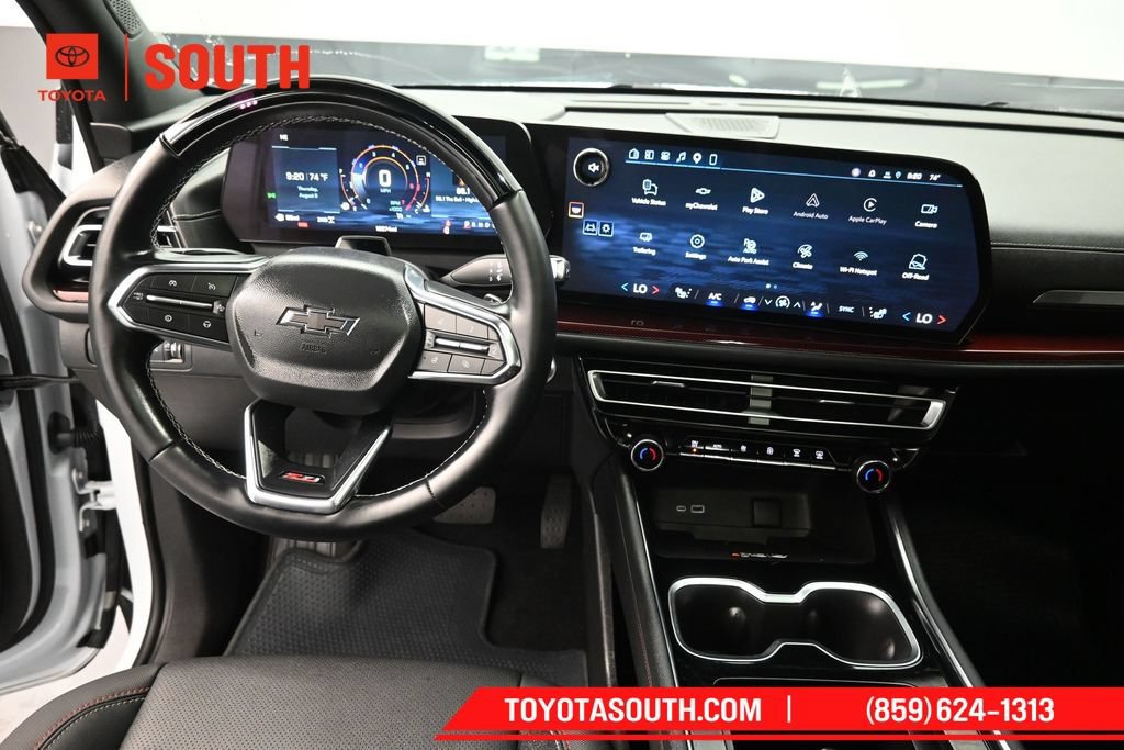 Used 2026 Chevrolet Traverse Z71 w/ Enhanced Driving Package AWD/4WD image 11