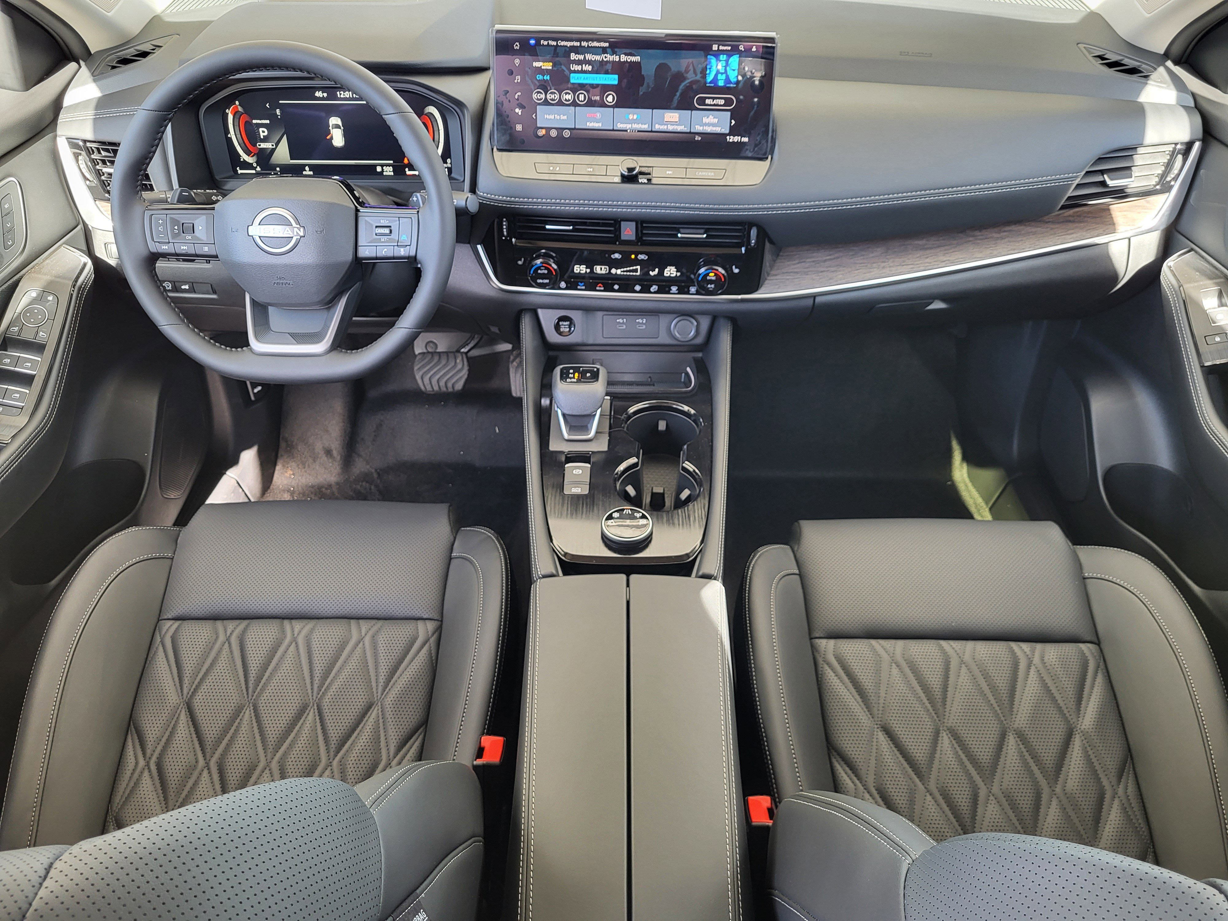 New 2026 Nissan Rogue Platinum w/ Platinum Premium Package image 9