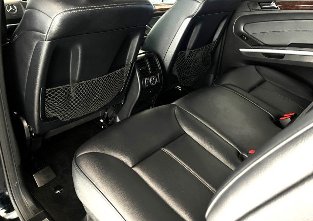 Used 2012 Mercedes-Benz GL 450 4MATIC image 32