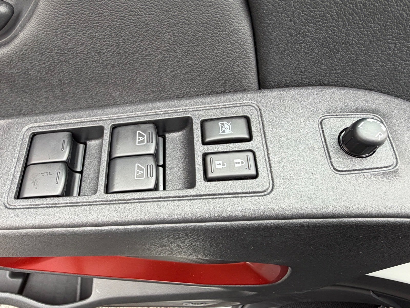 New 2027 Nissan Frontier PRO-4X AWD/4WD image 15