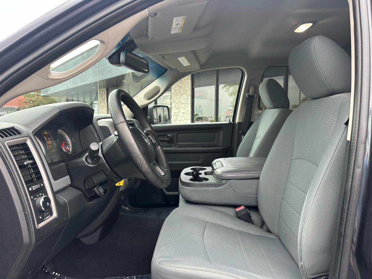Used 2017 RAM 1500 ST w/ SXT Appearance Group AWD/4WD image 2