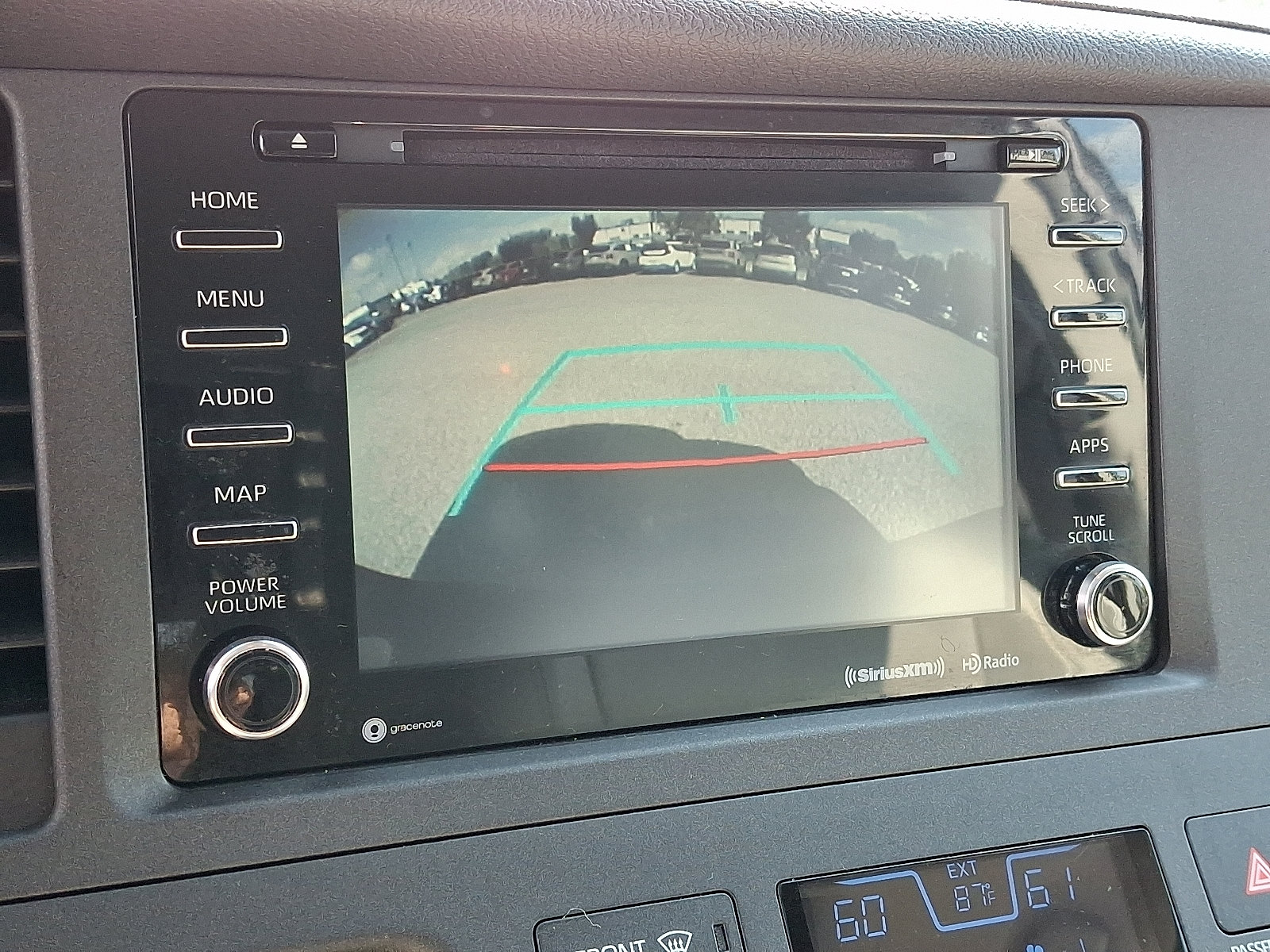 Used 2018 Toyota Sienna XLE w/ XLE Navigation Package FWD image 20