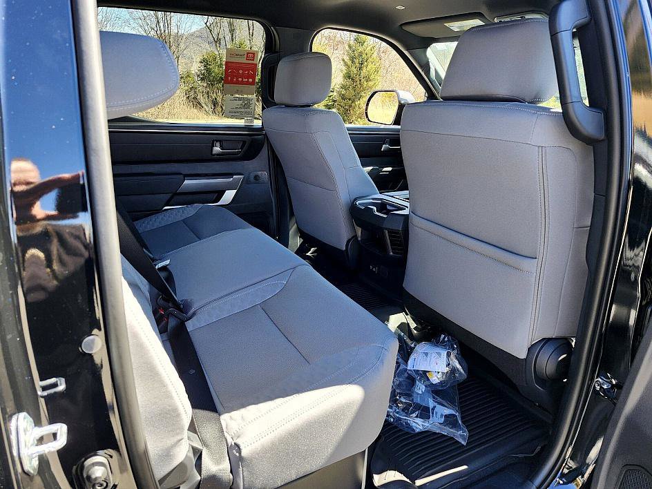 New 2025 Toyota Tundra SR5 image 16