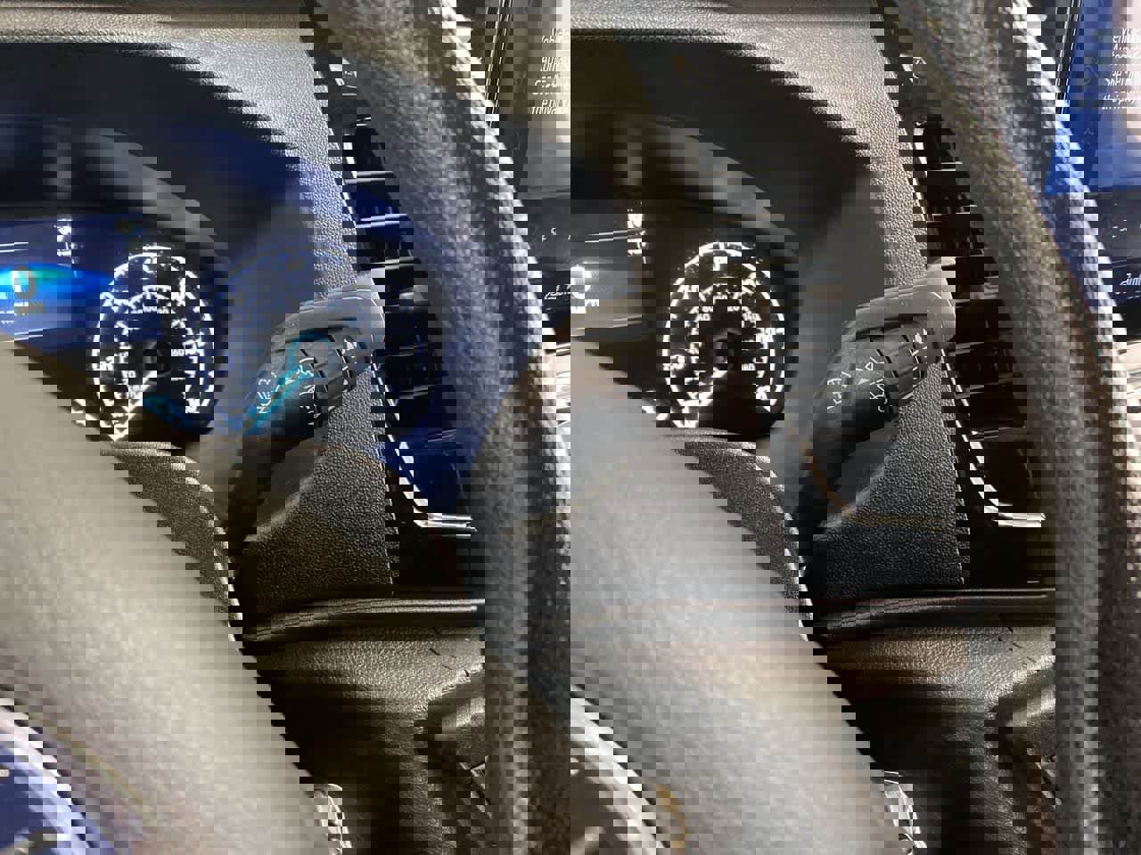 Used 2023 Ford Transit 350 XLT image 22