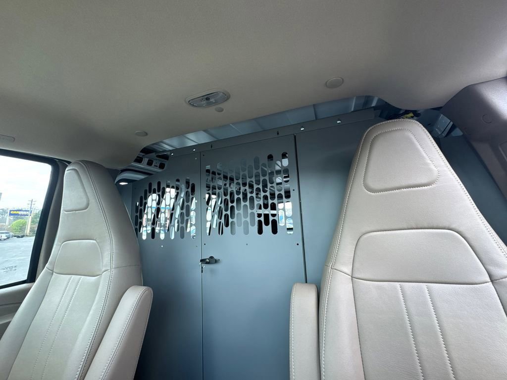 New 2026 Chevrolet Express 2500 image 24