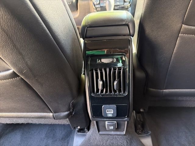 Used 2024 Jeep Compass Latitude image 31