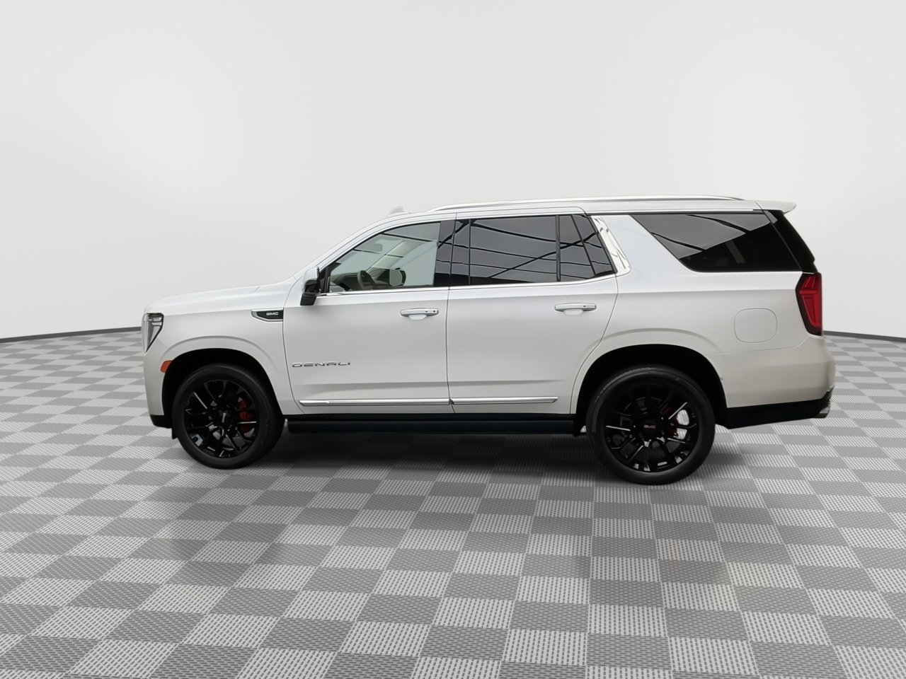 Certified 2024 GMC Yukon Denali AWD/4WD image 41