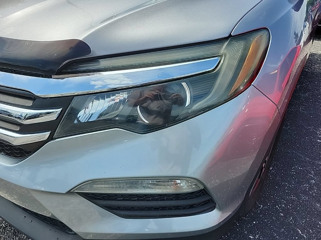 Used 2017 Honda Pilot EX-L image 10