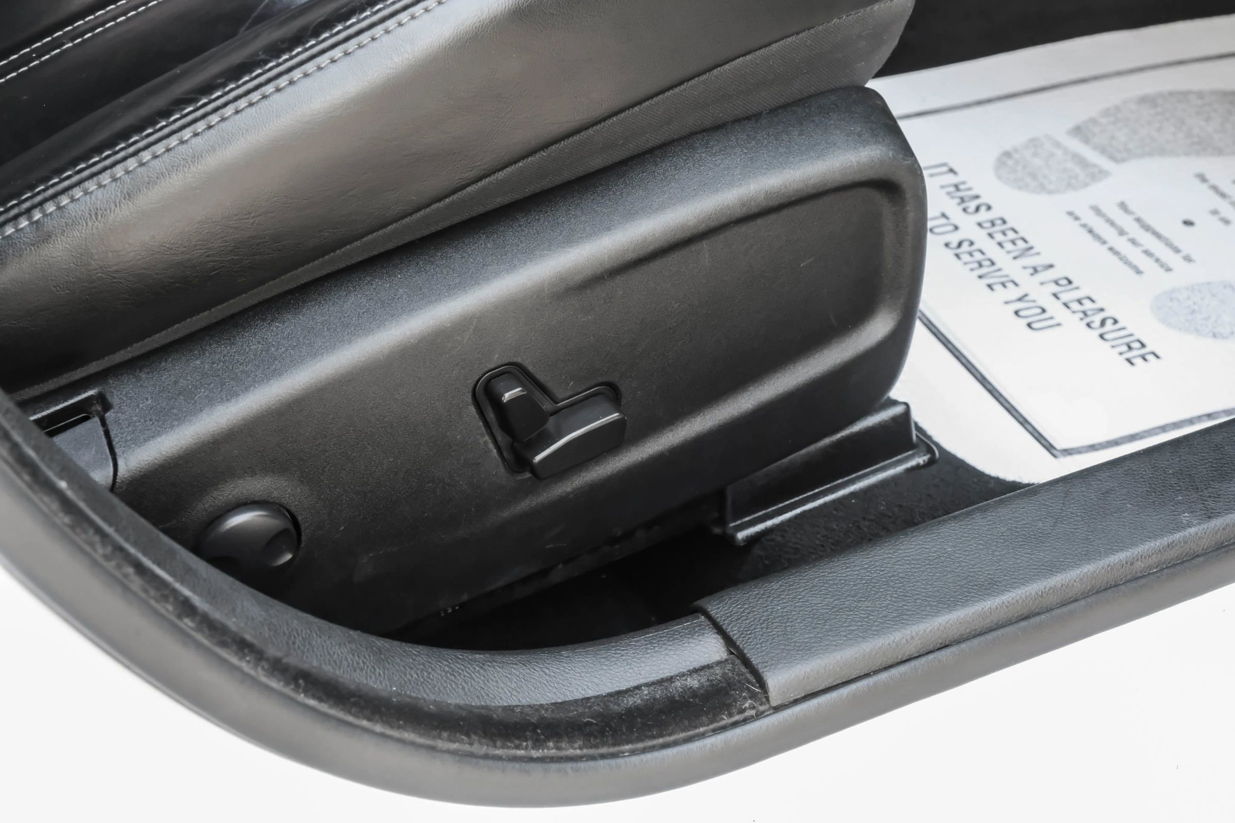 Used 2022 Chrysler 300 S image 39