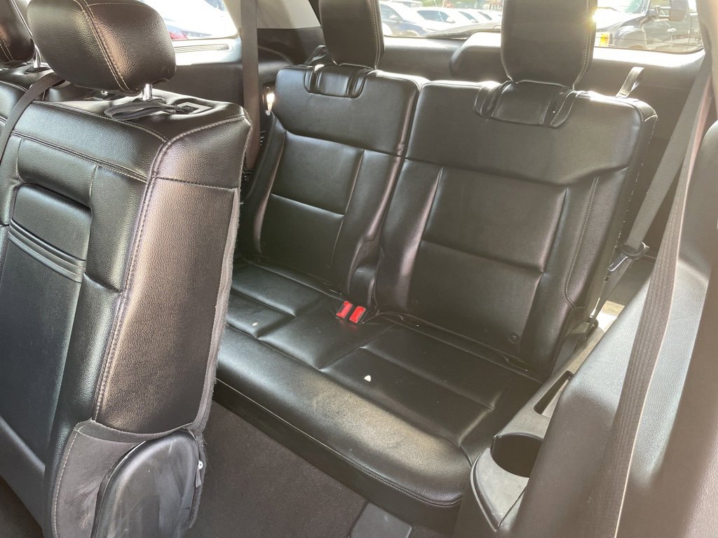 Used 2021 Ford Explorer XLT w/ Equipment Group 202A image 15