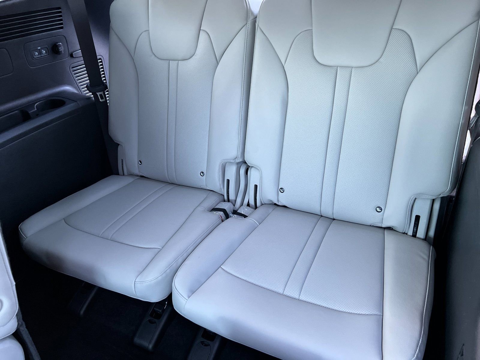 New 2026 Kia Sorento SX Prestige AWD/4WD image 15