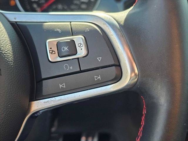 Used 2018 Volkswagen GTI Autobahn FWD image 28