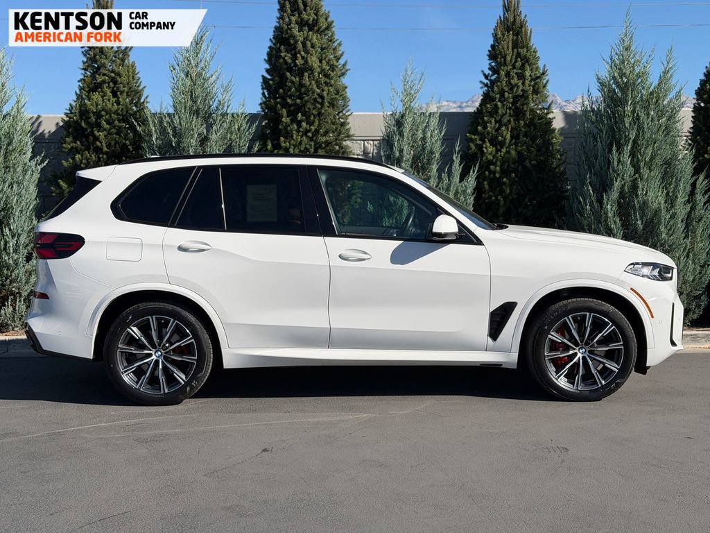Used 2026 BMW X5 xDrive40i AWD/4WD image 9