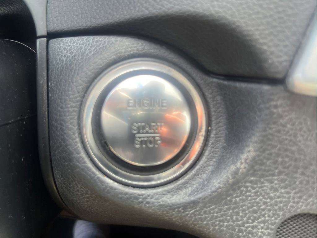 Used 2013 Mercedes-Benz C 250 Sedan image 26