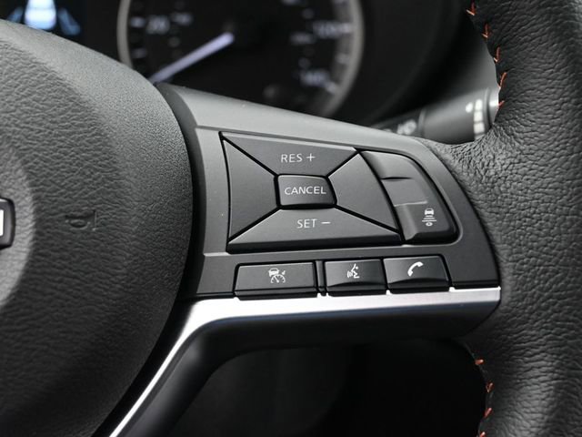 New 2025 Nissan Versa SR w/ Trunk Package FWD image 21