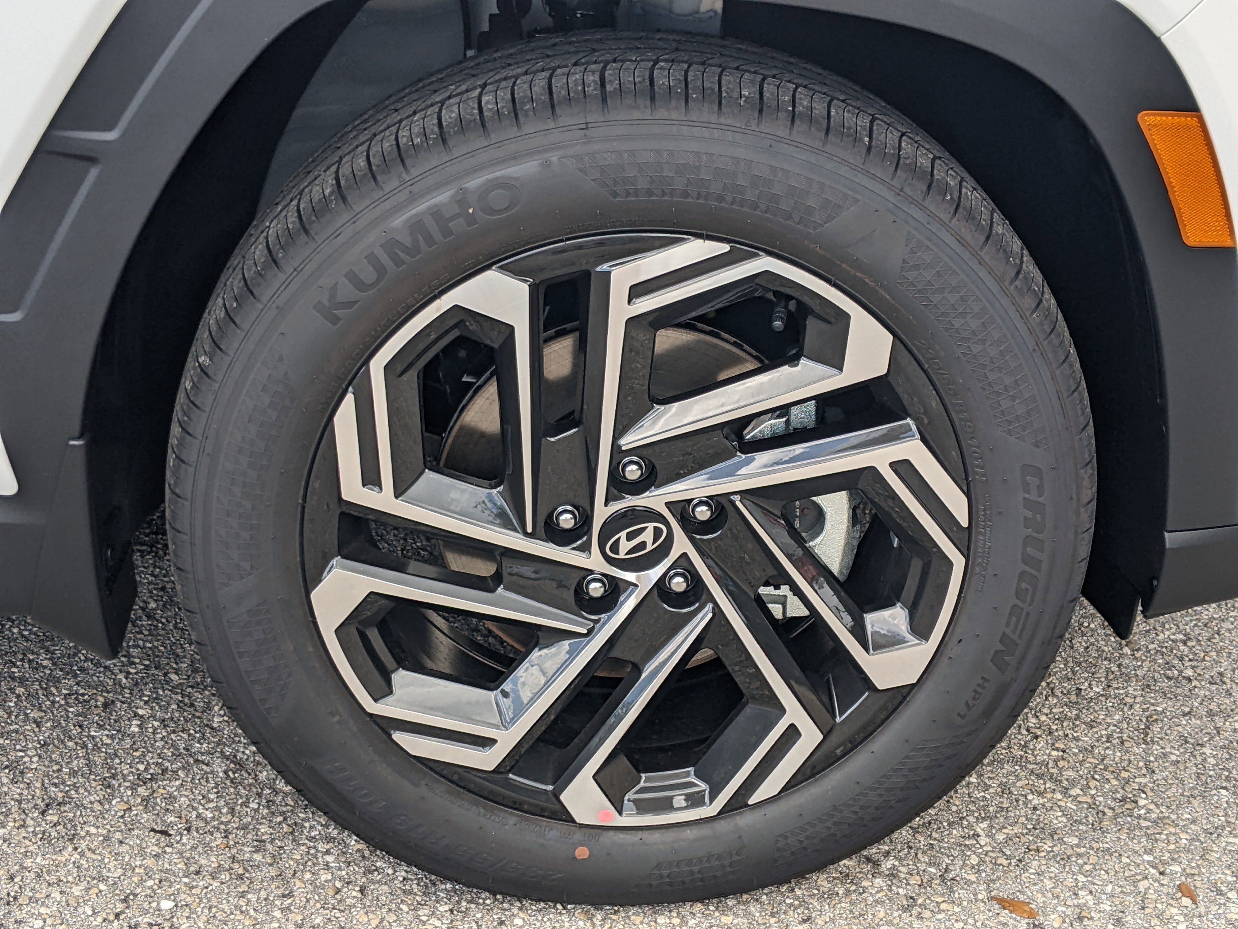 New 2026 Hyundai Tucson Limited image 11