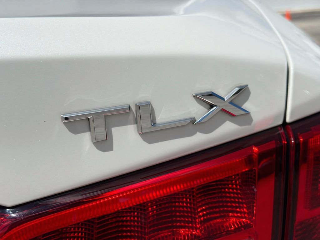 Used 2020 Acura TLX w/ Technology Package FWD image 11