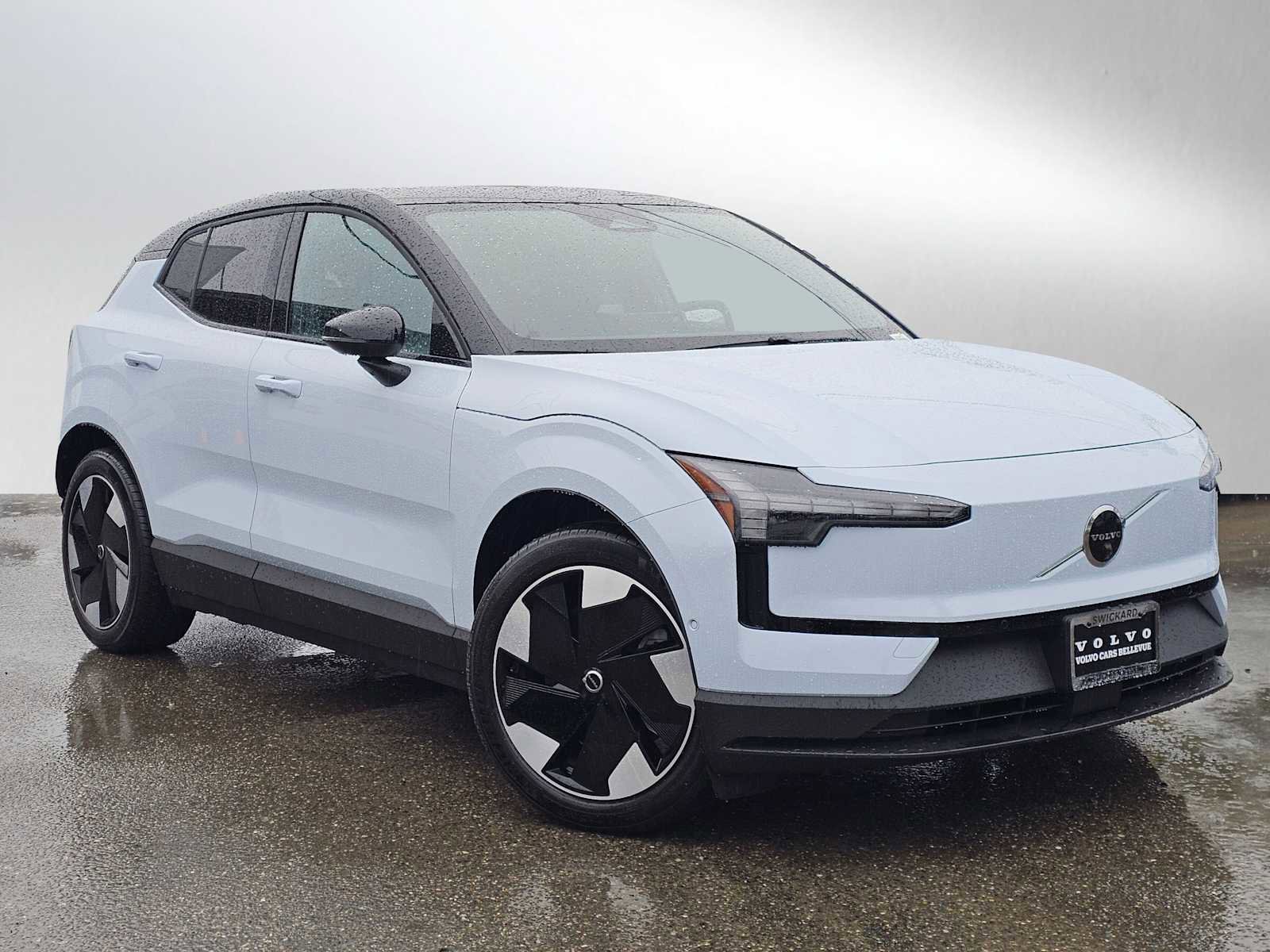 New 2026 Volvo EX30 Ultra w/ Climate Package