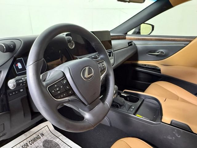 Certified 2024 Lexus ES 300h w/ Premium Package FWD image 7