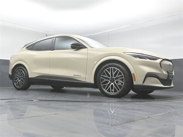 Used 2025 Ford Mustang Mach-E Premium image 33